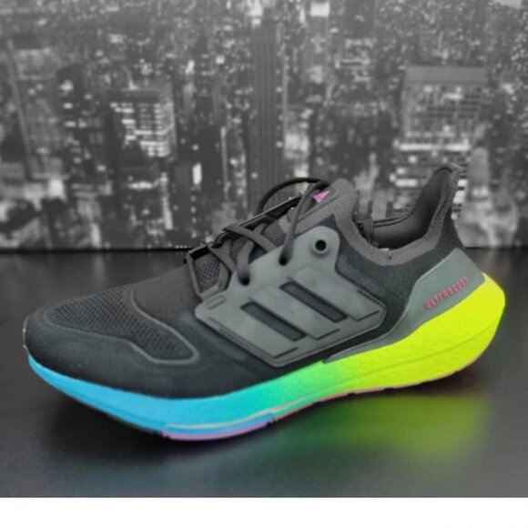 Adidas Ultraboost 22 Multi Color Sole #129304443 Size 12 - Picture 2 of 5